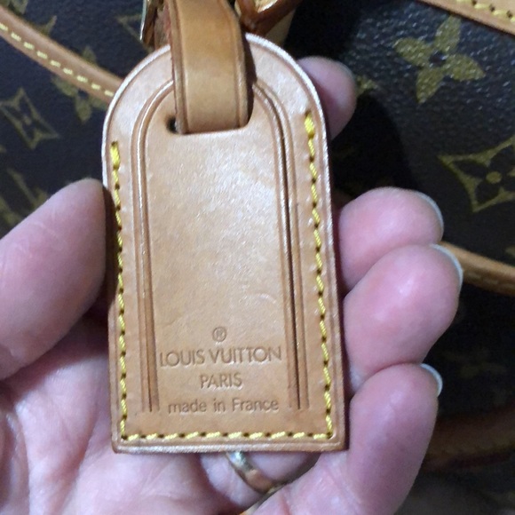Louis Vuitton Deuville - Picture 14 of 17